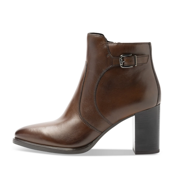 Ankle boots BROWN Woman