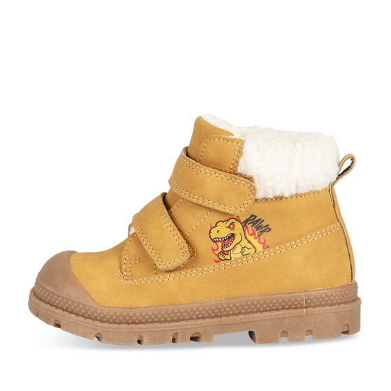 Sneakers YELLOW Boy