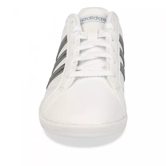Baskets BLANCHES ADIDAS Coneo QT