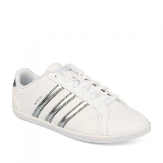 Sneakers WIT ADIDAS Coneo QT