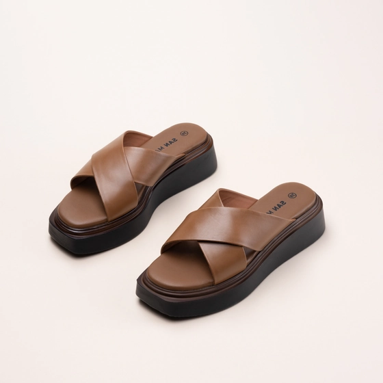 Slippers_avec_talon COGNACKLEUR Dames